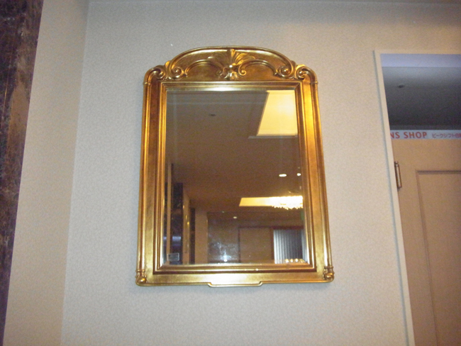 金の鏡